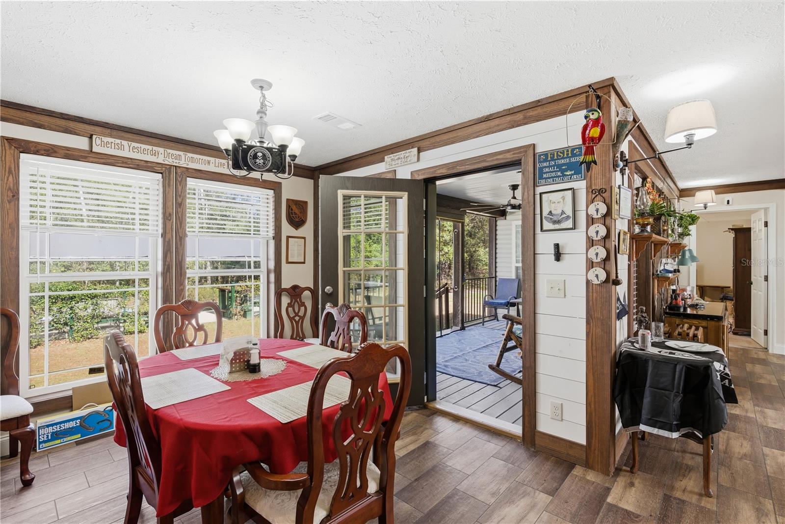 Image 19 of 45 For 7970 14th Place