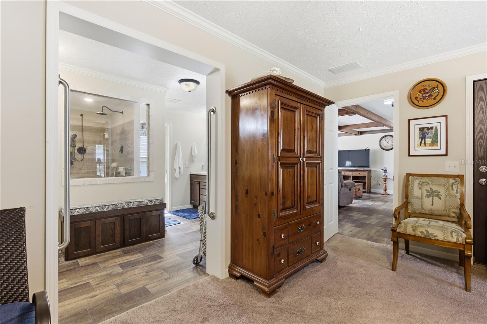 Image 38 of 45 For 7970 14th Place