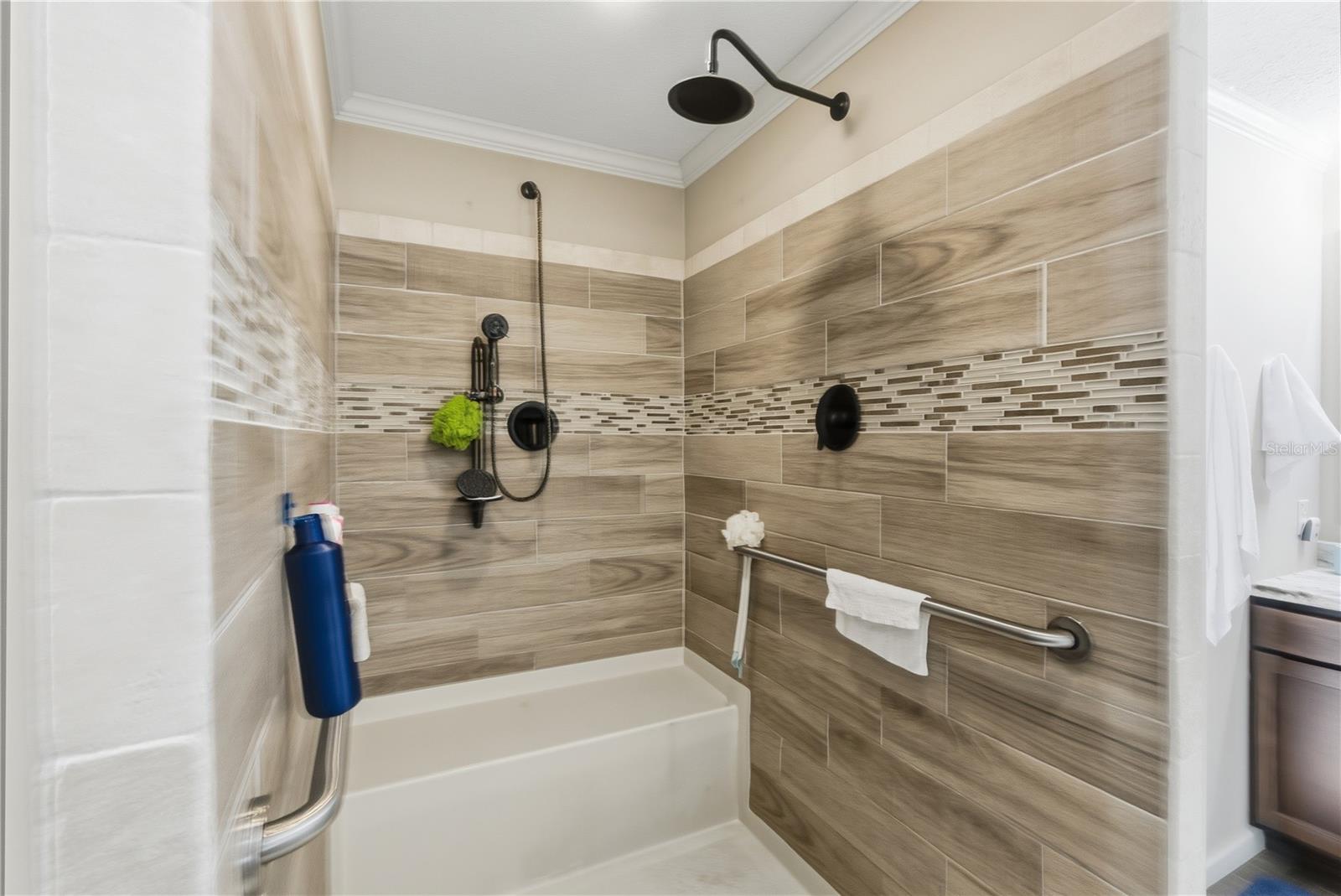 Image 43 of 45 For 7970 14th Place