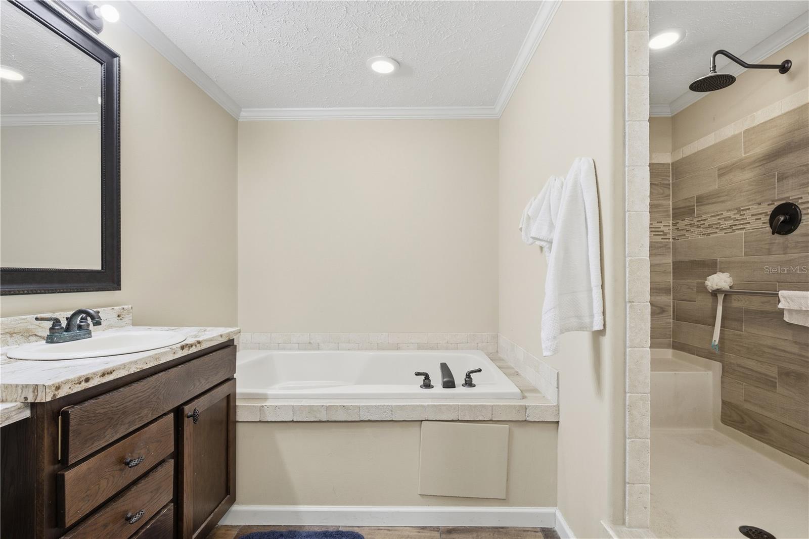 Image 44 of 45 For 7970 14th Place