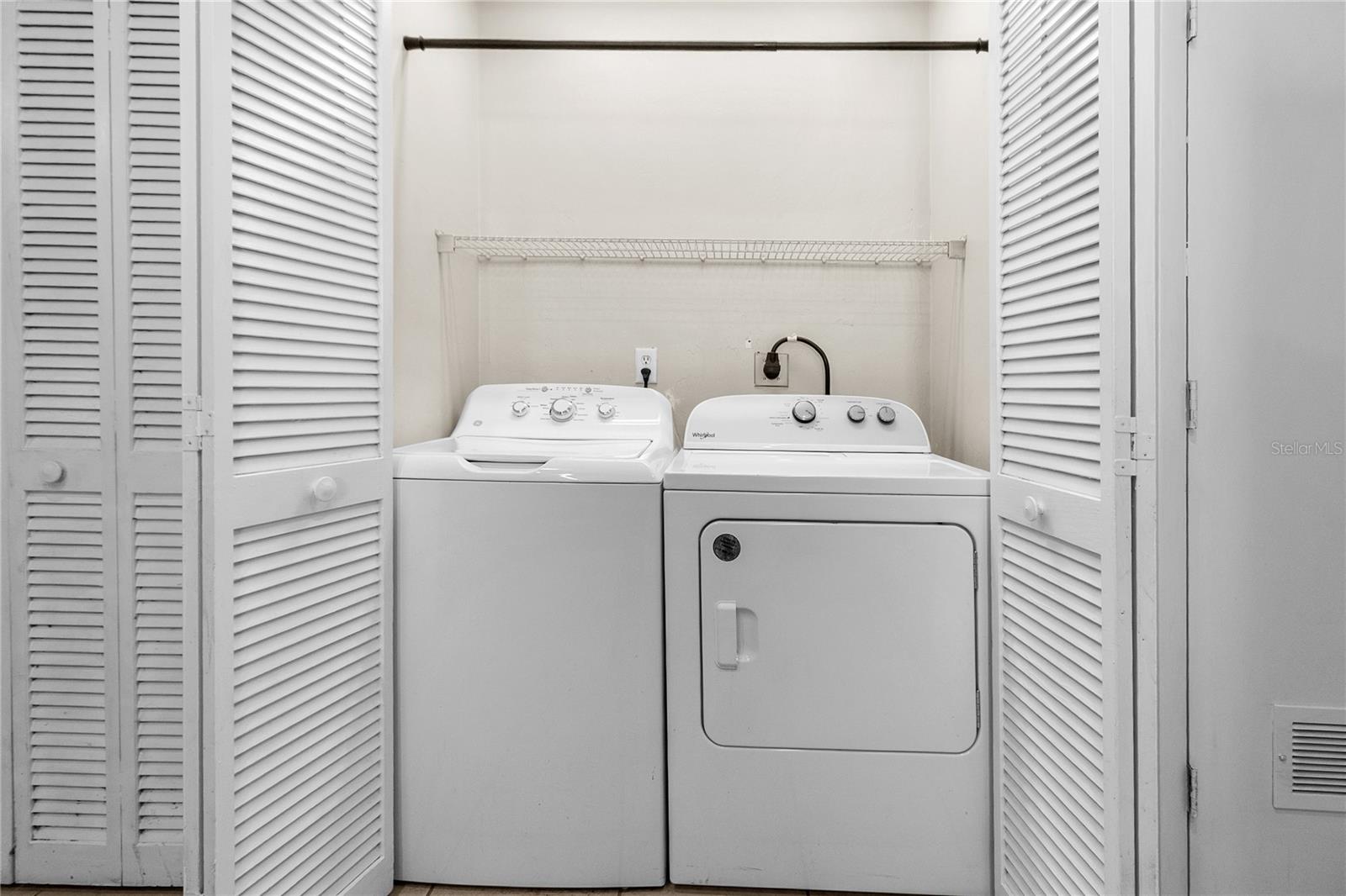 Image 12 of 16 For 1520 6th Avenue