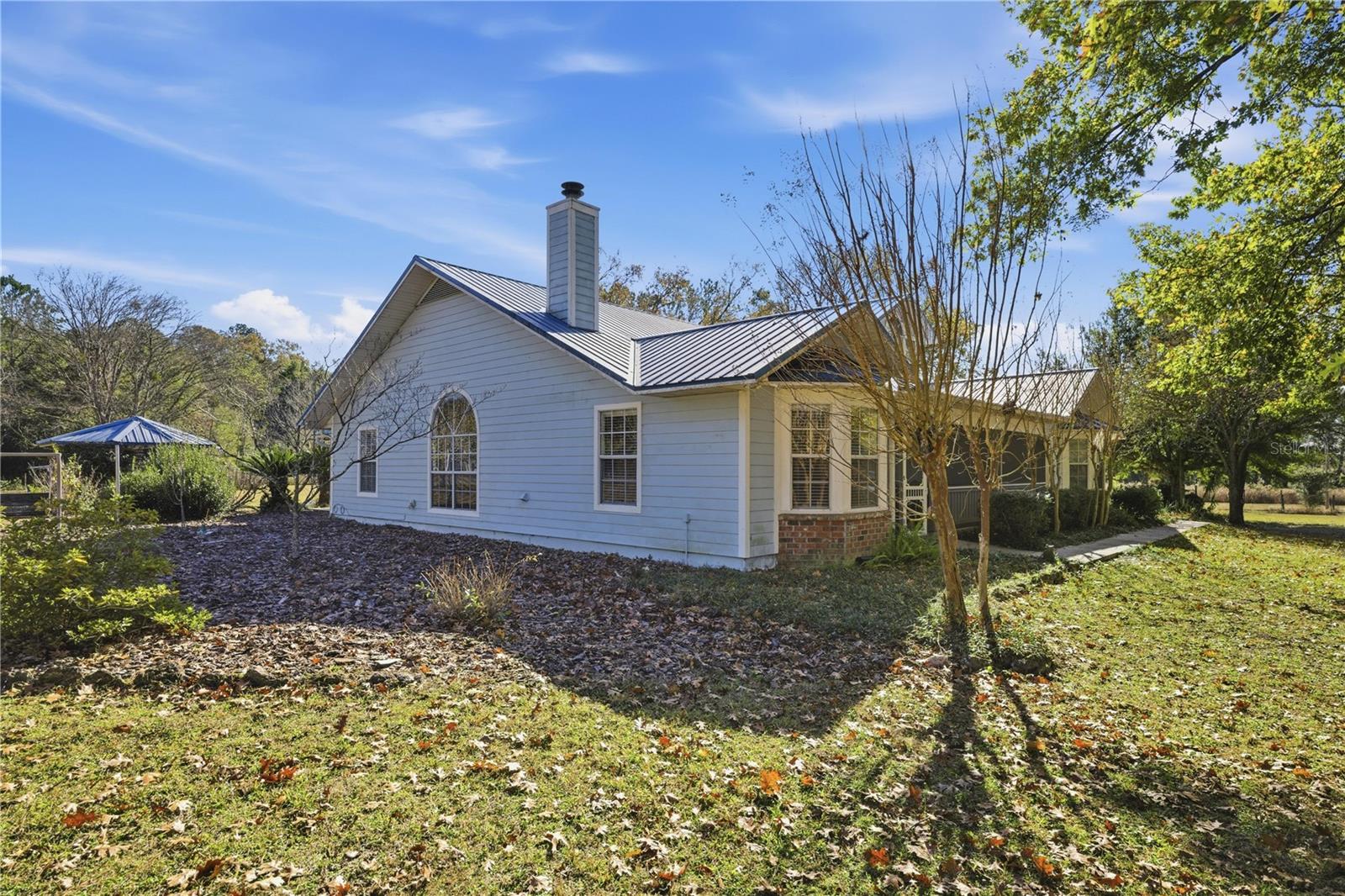 Image 5 of 47 For 18004 55th Place