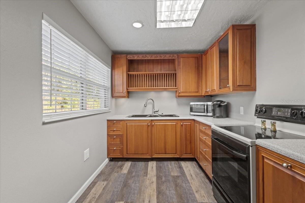 Image 8 of 45 For 347 544th Street