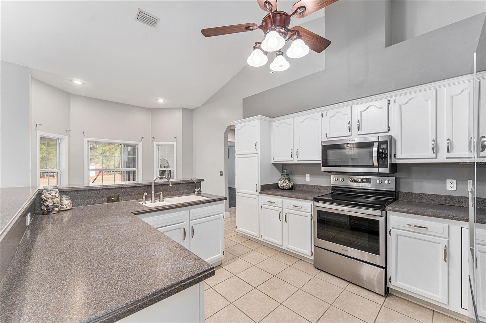 Image 13 of 45 For 21601 Old Providence Road