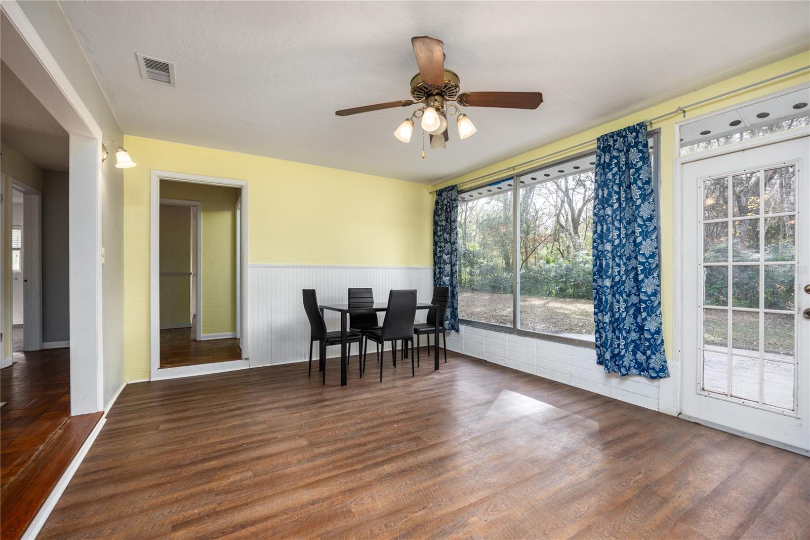 Image 11 of 35 For 2609 10th Avenue