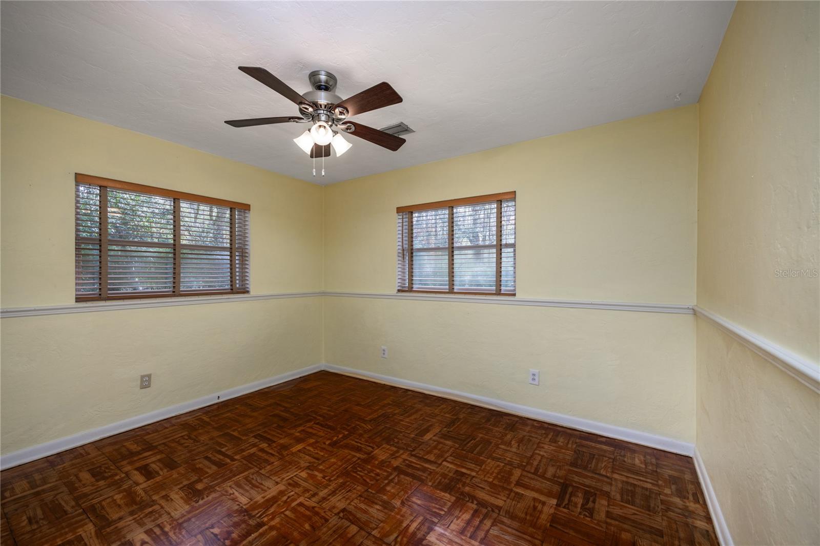 Image 20 of 35 For 2609 10th Avenue