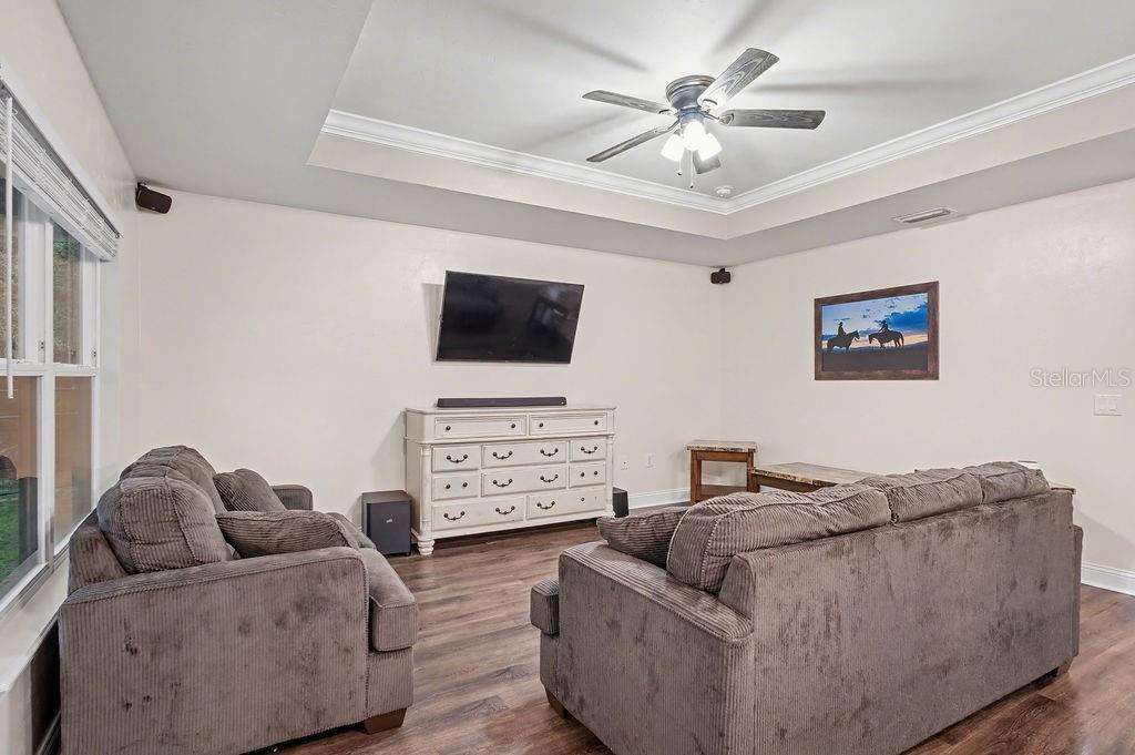 Image 15 of 25 For 8291 118 Terrace