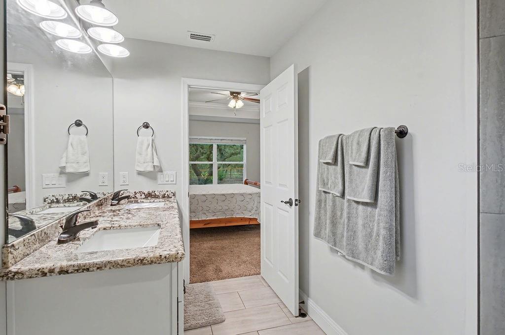 Image 21 of 25 For 8291 118 Terrace