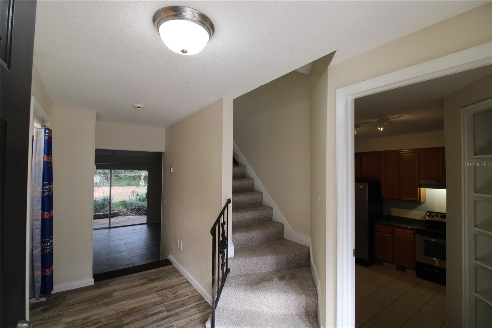 Image 4 of 23 For 507 39th Road 159