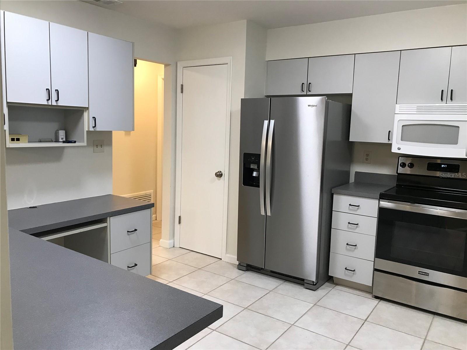 Image 3 of 13 For 6033 33rd Street