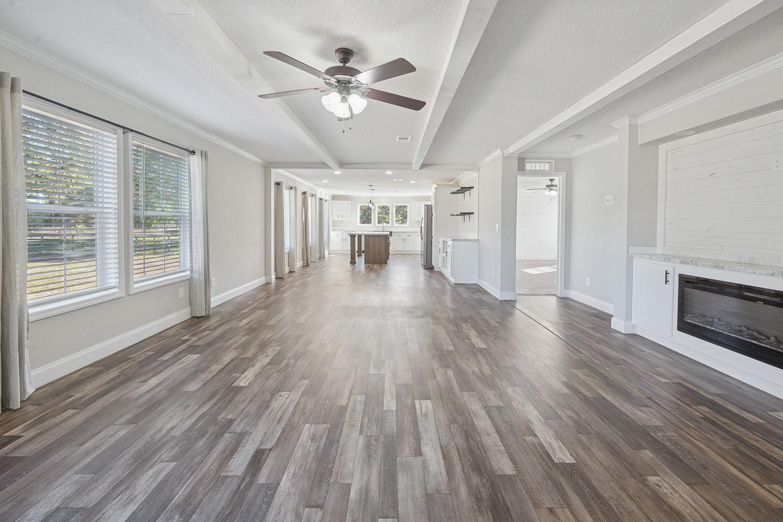 Image 21 of 52 For 19750 30th Street