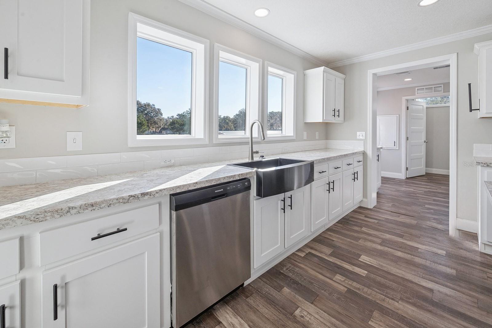 Image 29 of 52 For 19750 30th Street