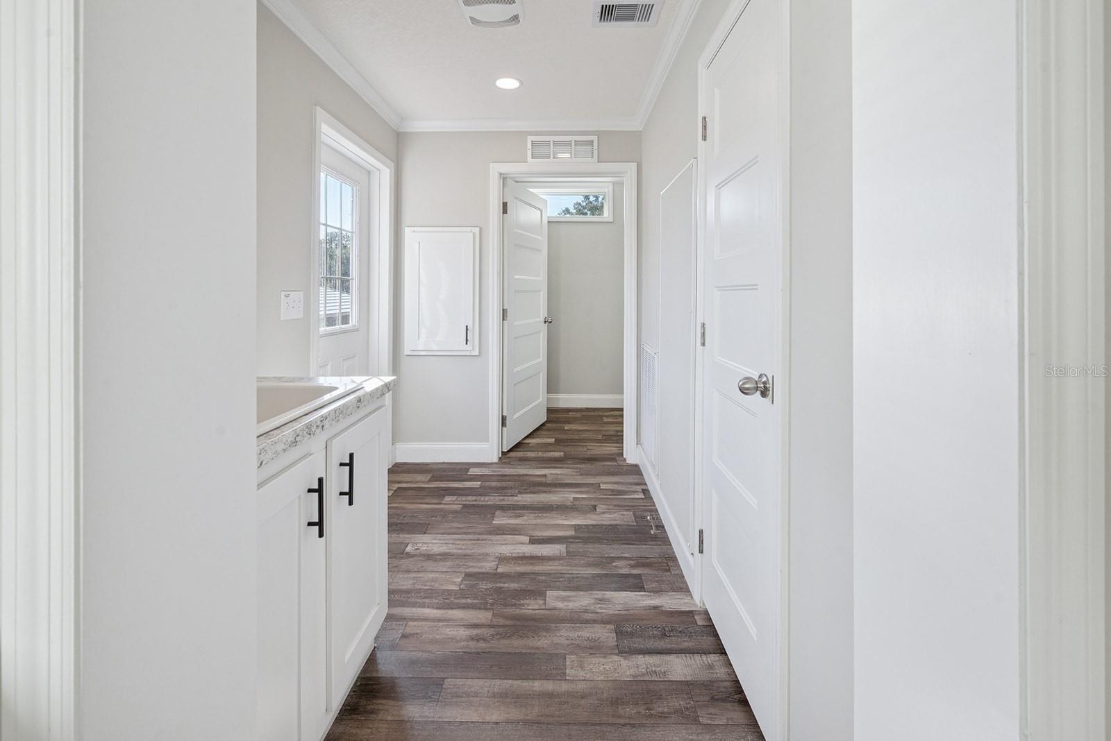 Image 31 of 52 For 19750 30th Street