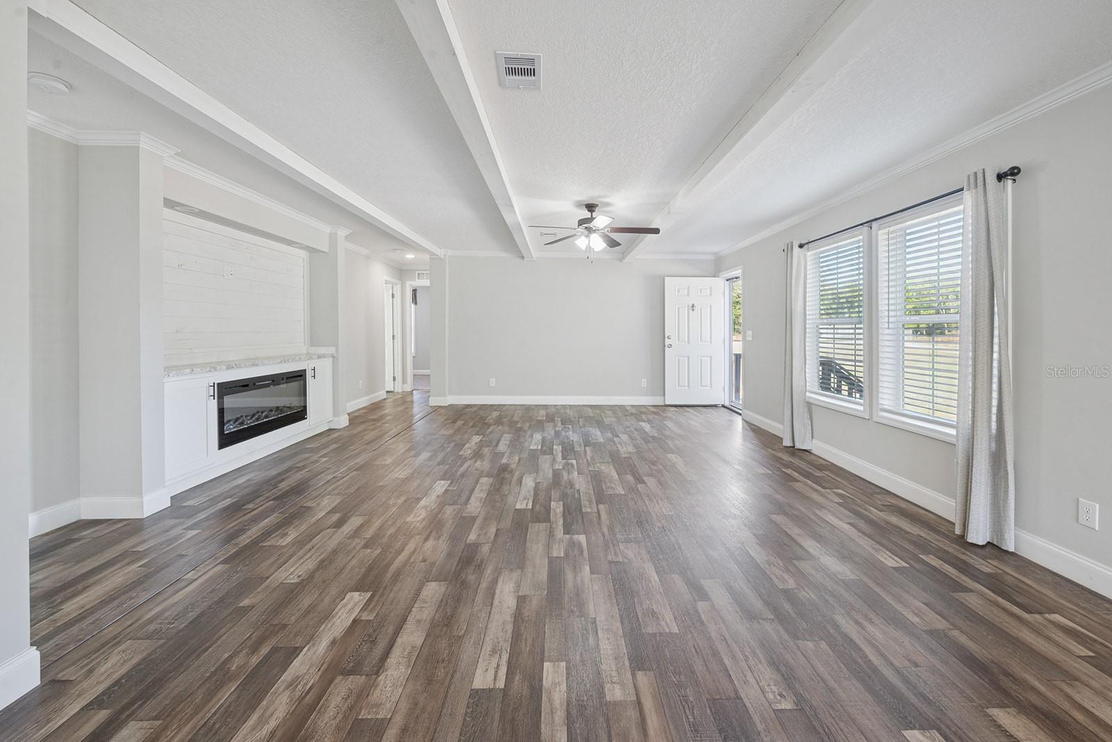 Image 35 of 52 For 19750 30th Street