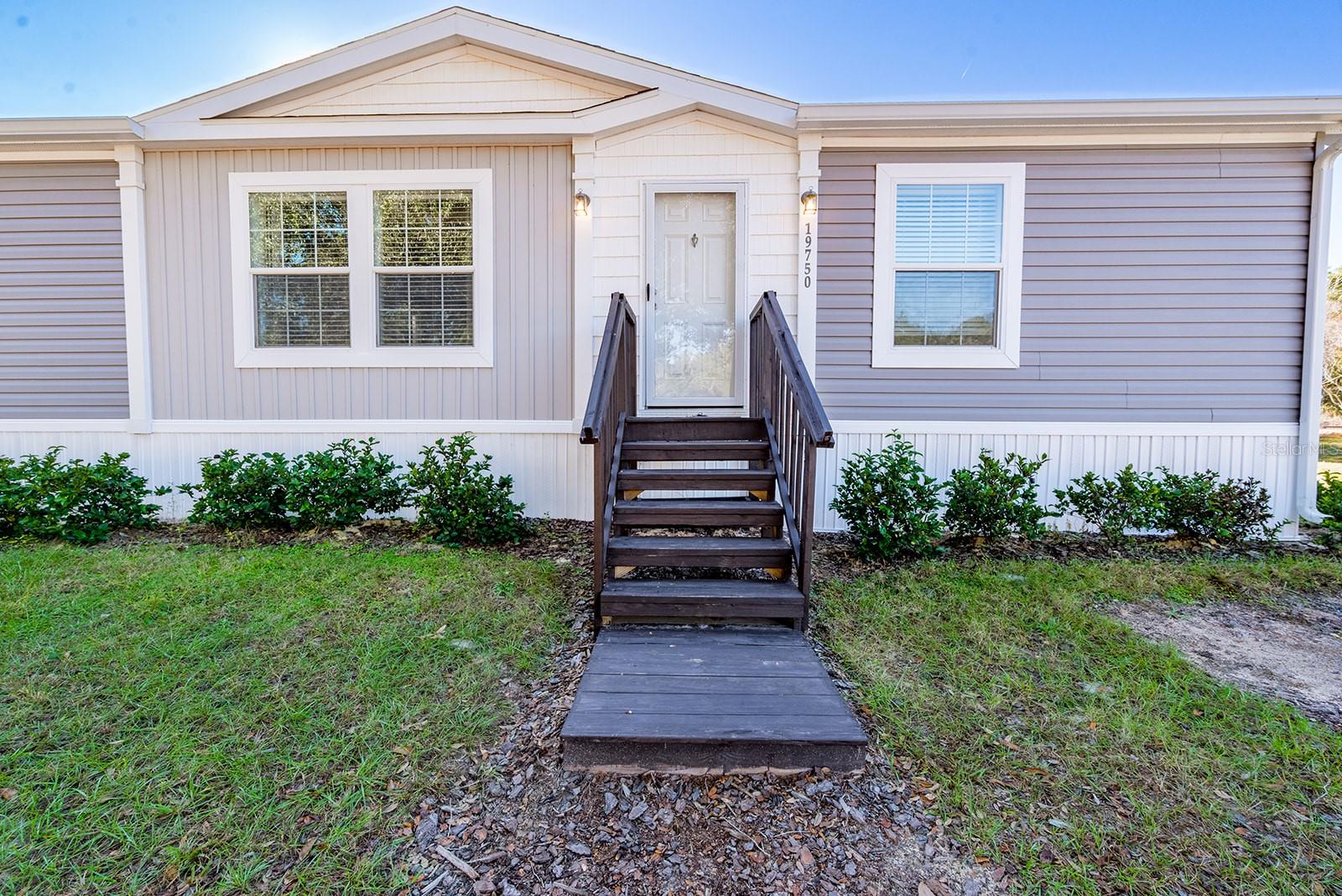 Image 8 of 52 For 19750 30th Street