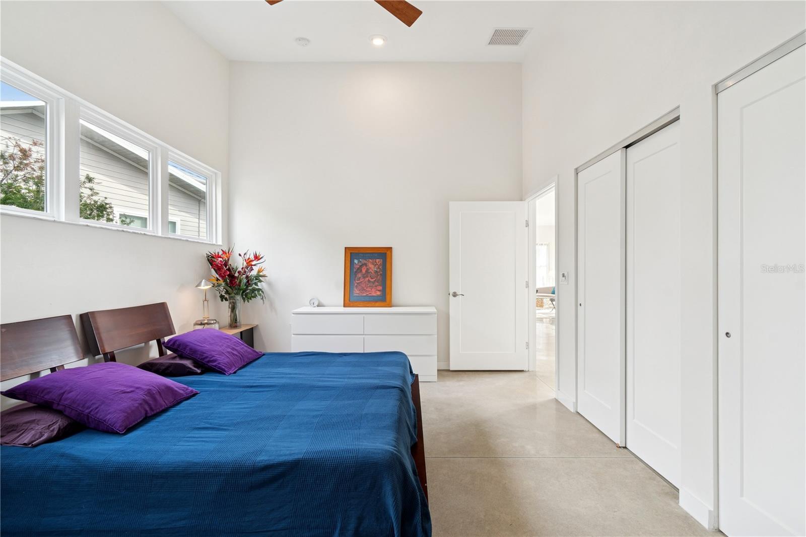 Image 16 of 34 For 2668 47th Terrace