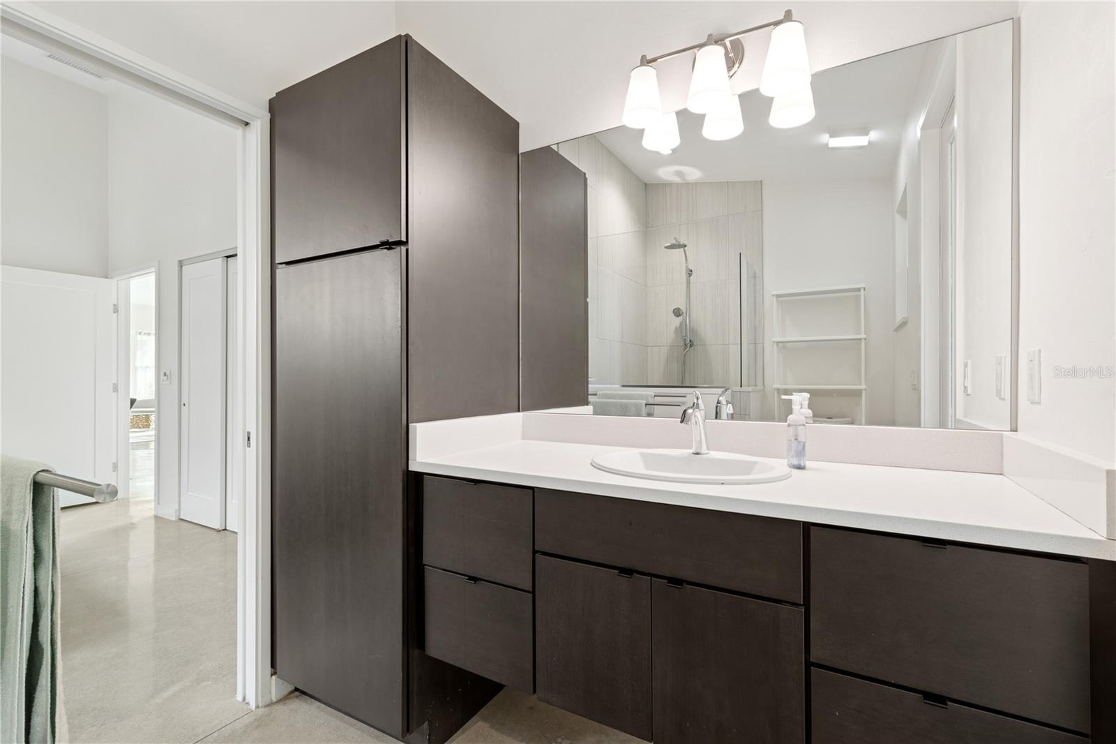 Image 17 of 34 For 2668 47th Terrace