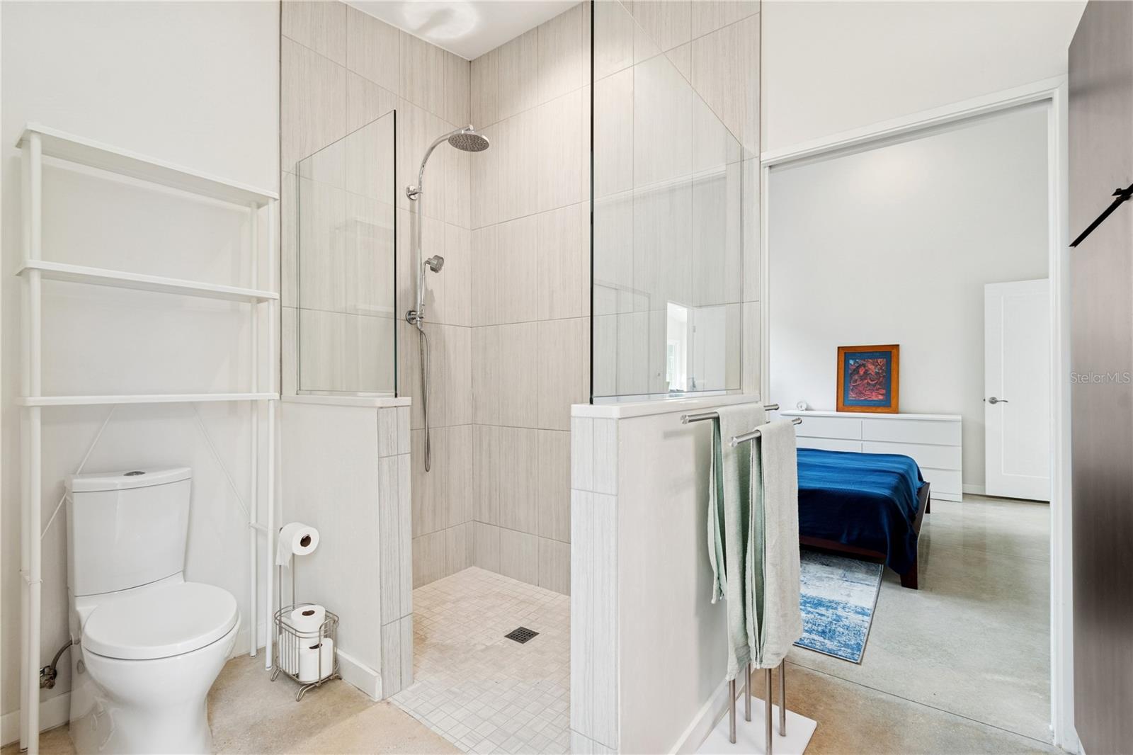 Image 18 of 34 For 2668 47th Terrace