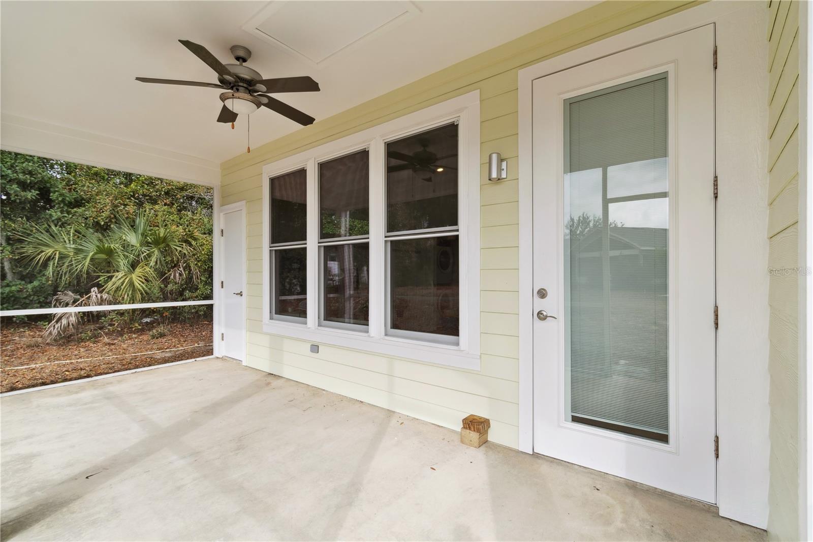 Image 22 of 34 For 2668 47th Terrace