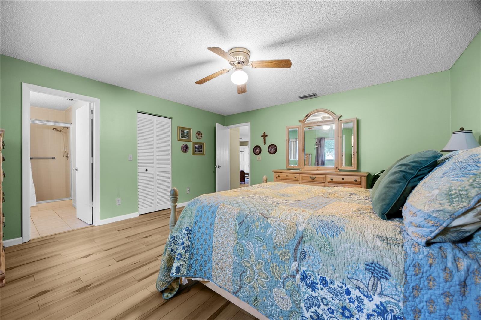 Image 17 of 23 For 8400 90th Street D