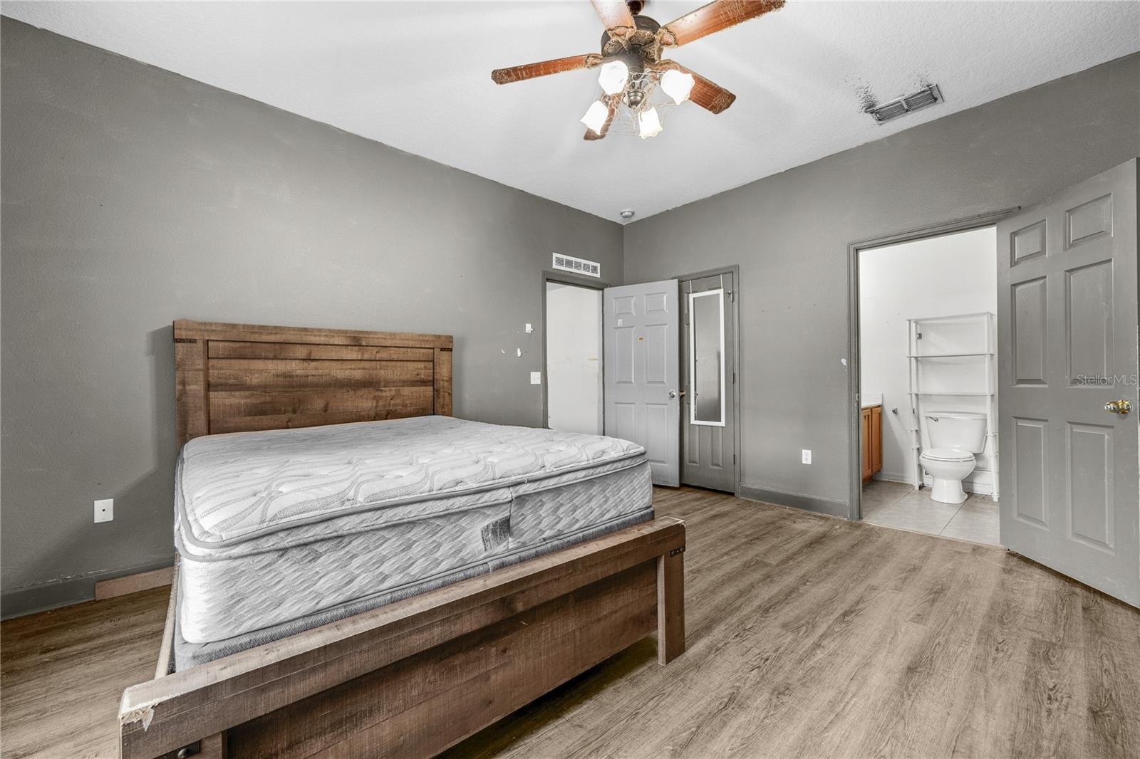 Image 19 of 34 For 4627 30th Street