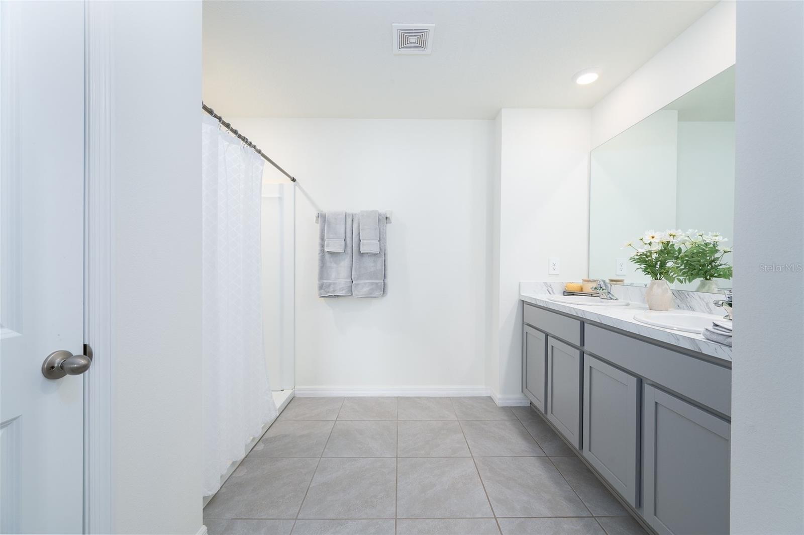 Image 28 of 53 For 1265 248th Drive