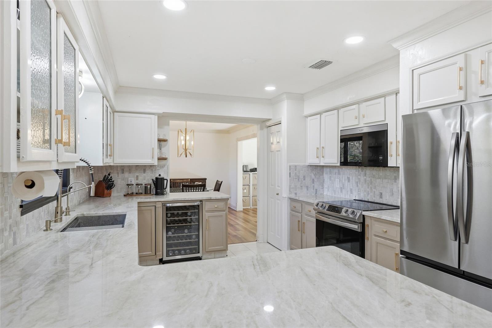 Image 11 of 34 For 6612 44th Place