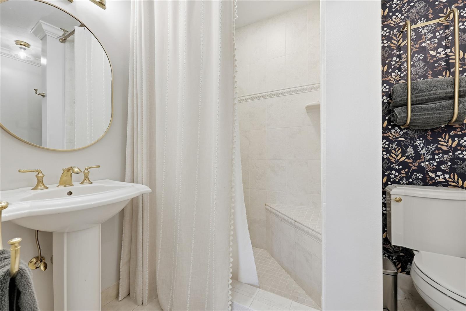 Image 15 of 34 For 6612 44th Place