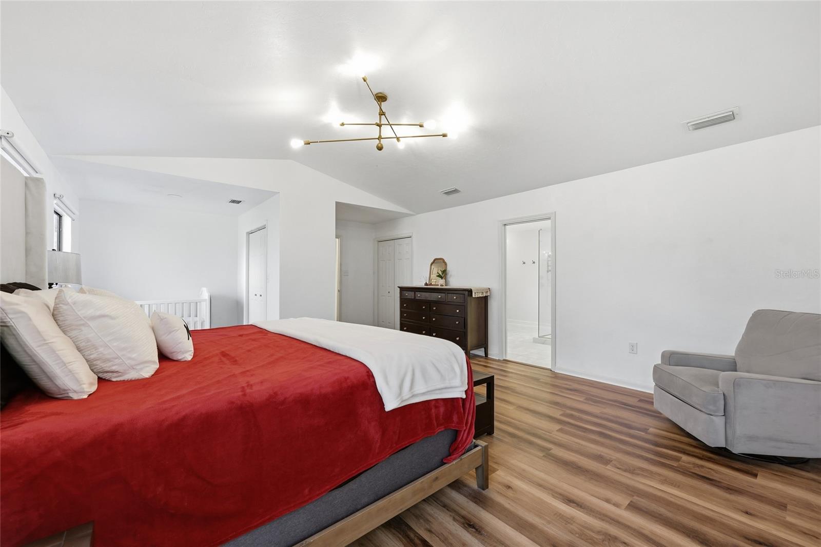 Image 18 of 34 For 6612 44th Place