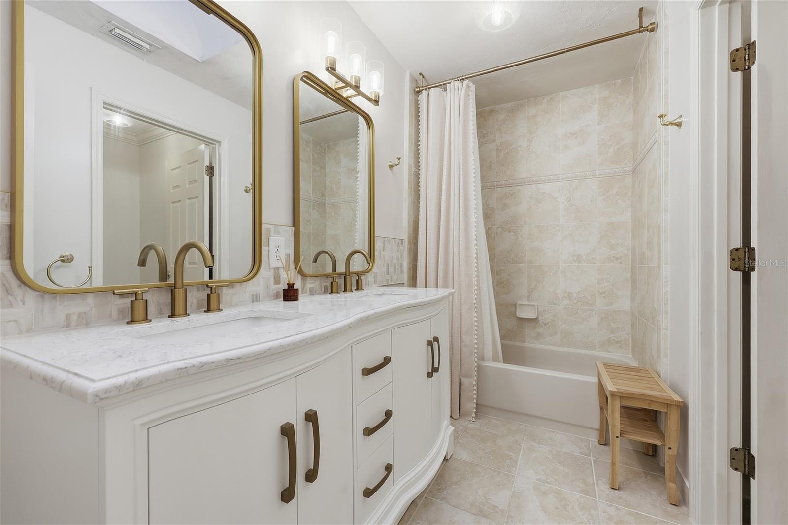 Image 23 of 34 For 6612 44th Place