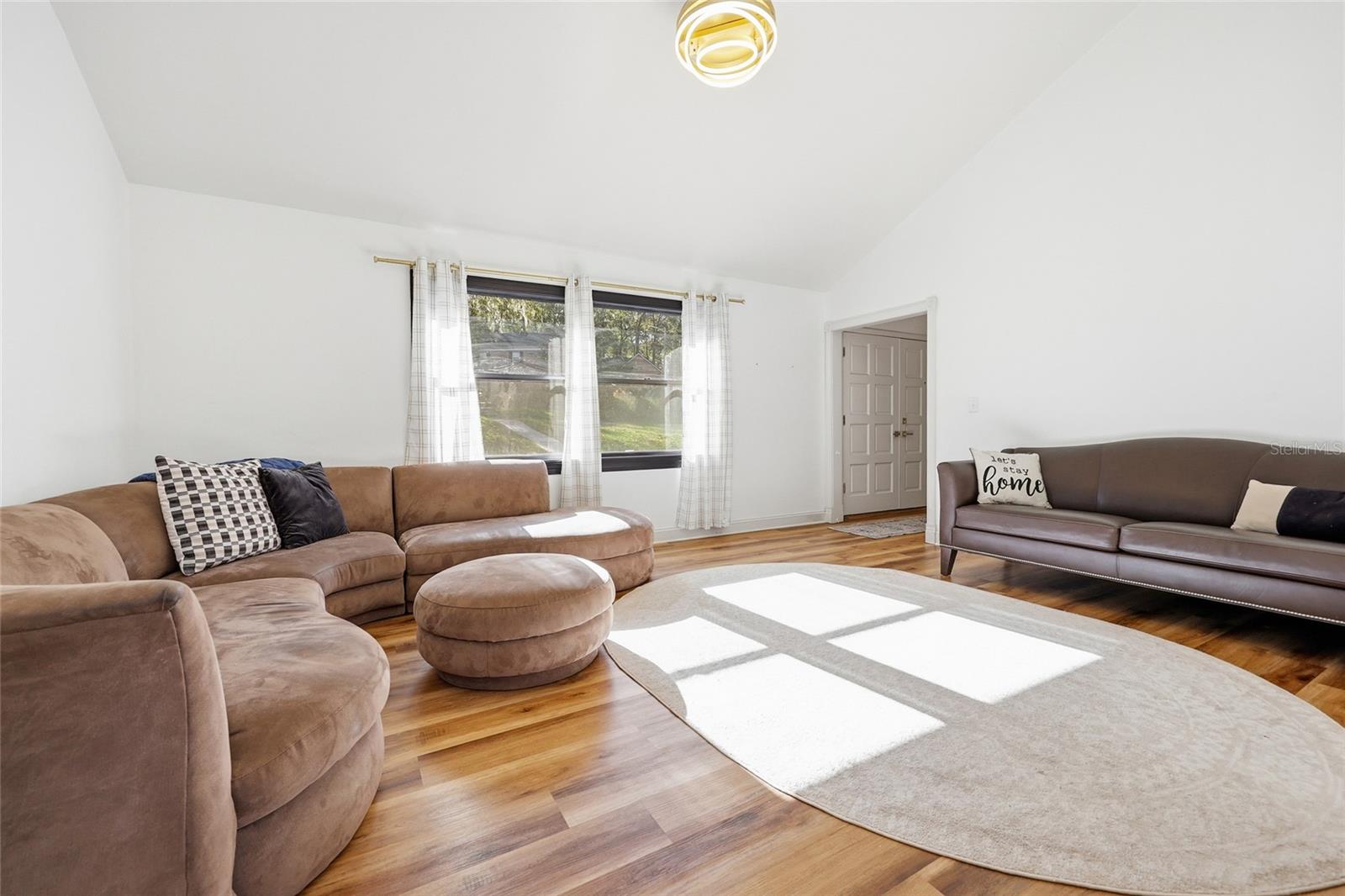 Image 5 of 34 For 6612 44th Place