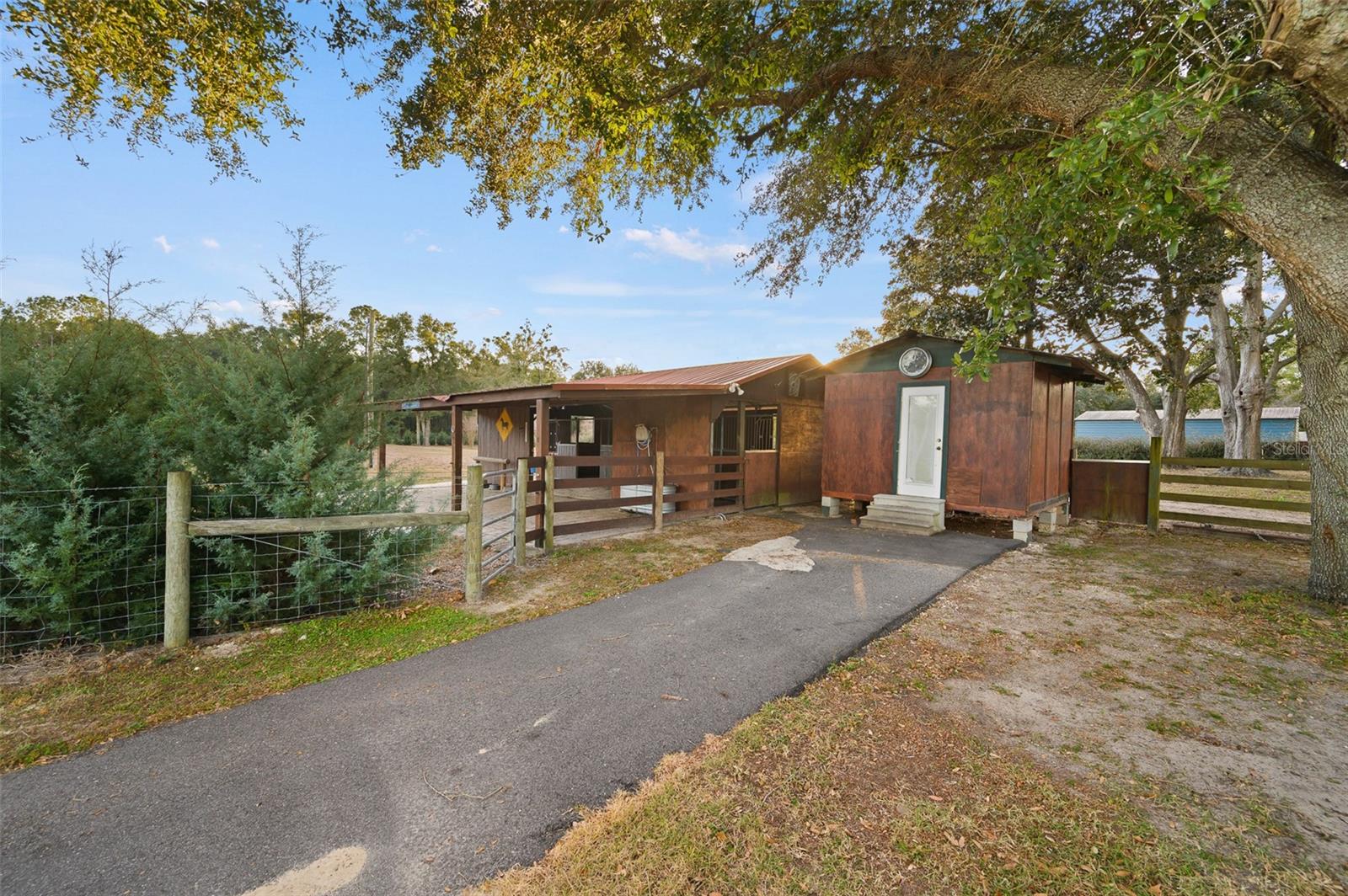 Image 16 of 69 For 23016 102nd Avenue