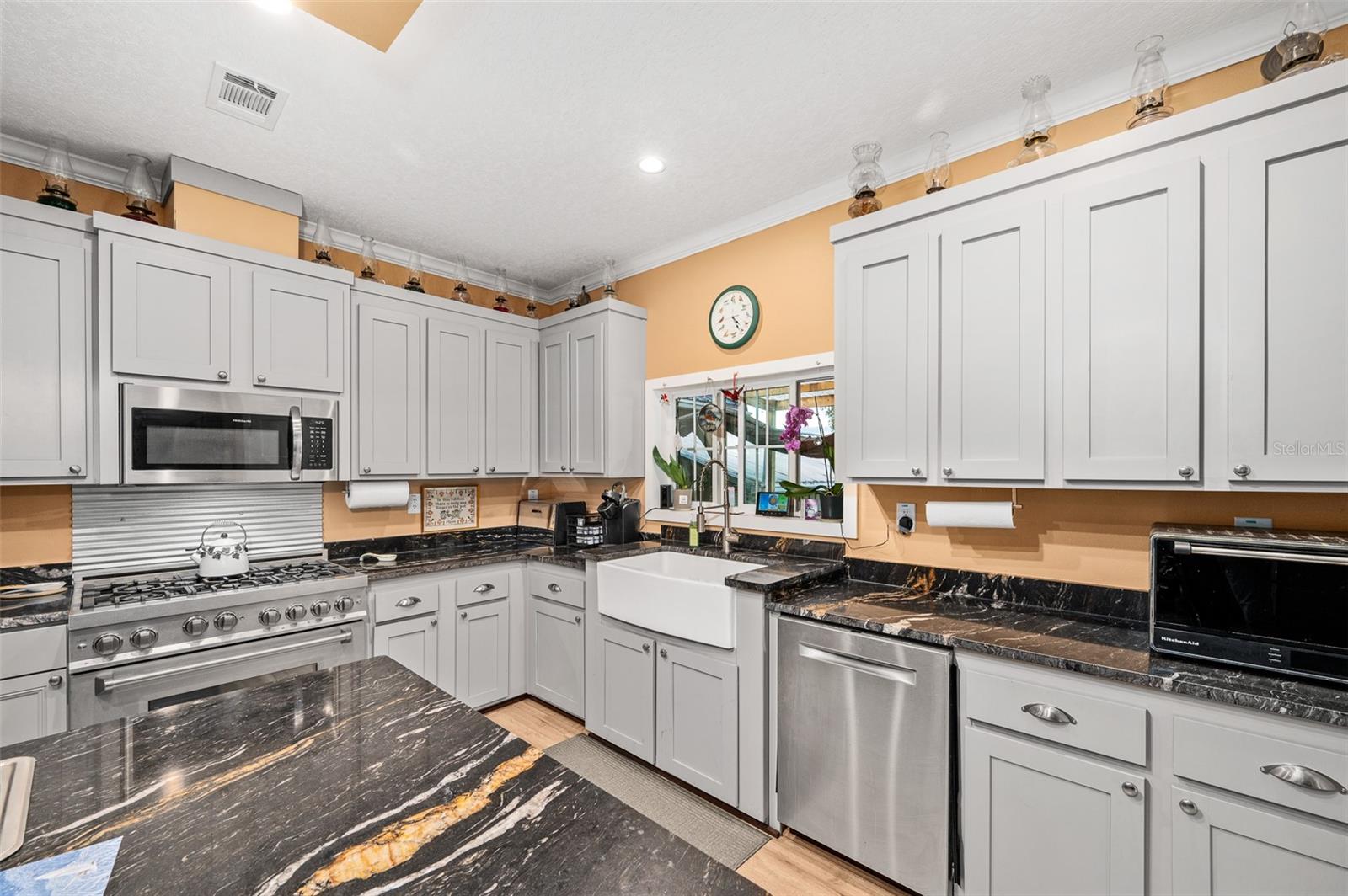 Image 35 of 69 For 23016 102nd Avenue