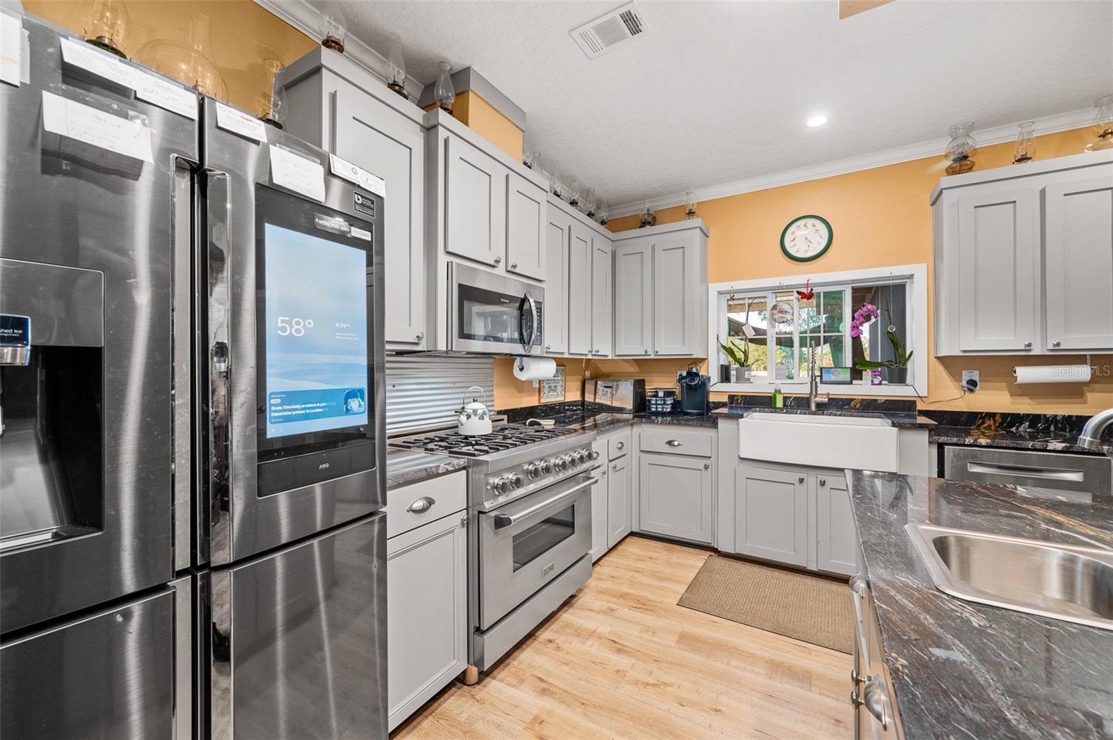 Image 36 of 69 For 23016 102nd Avenue