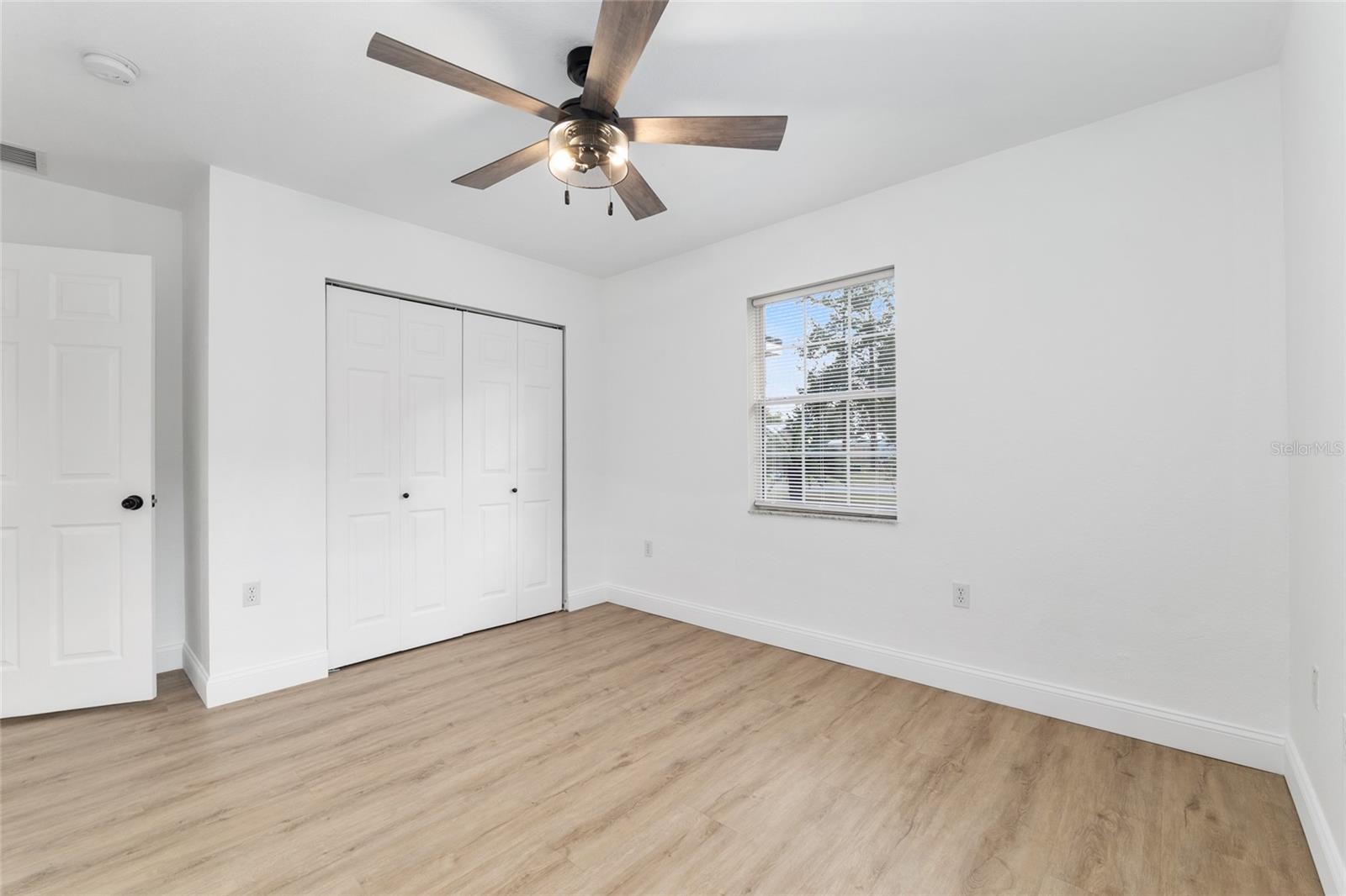 Image 28 of 38 For 1301 4th Avenue