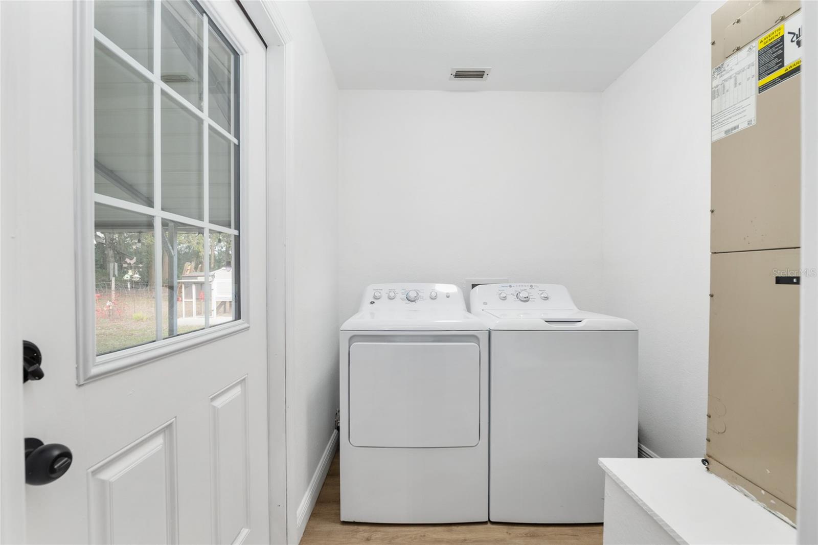 Image 29 of 38 For 1301 4th Avenue