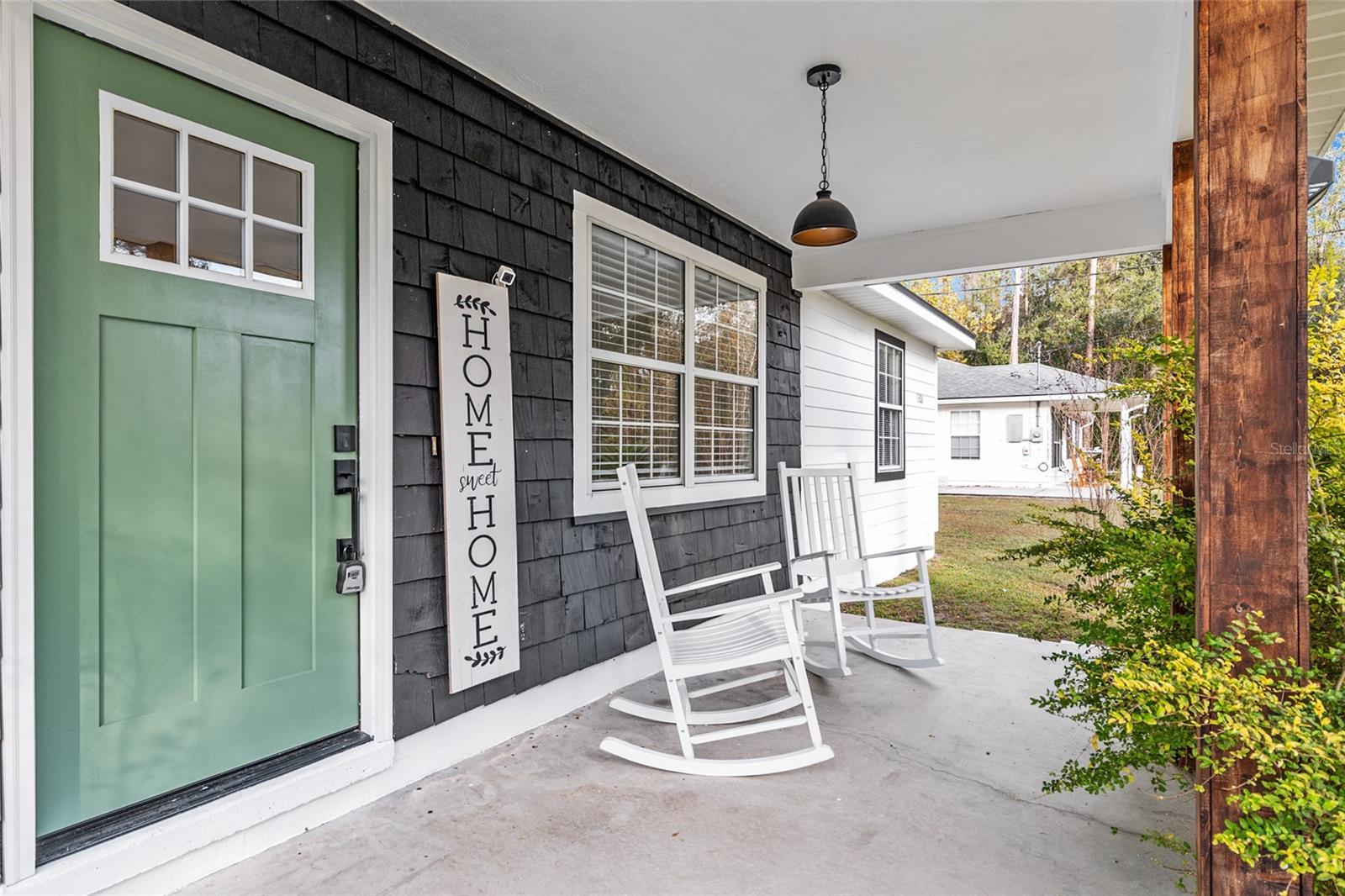 Image 5 of 38 For 1301 4th Avenue