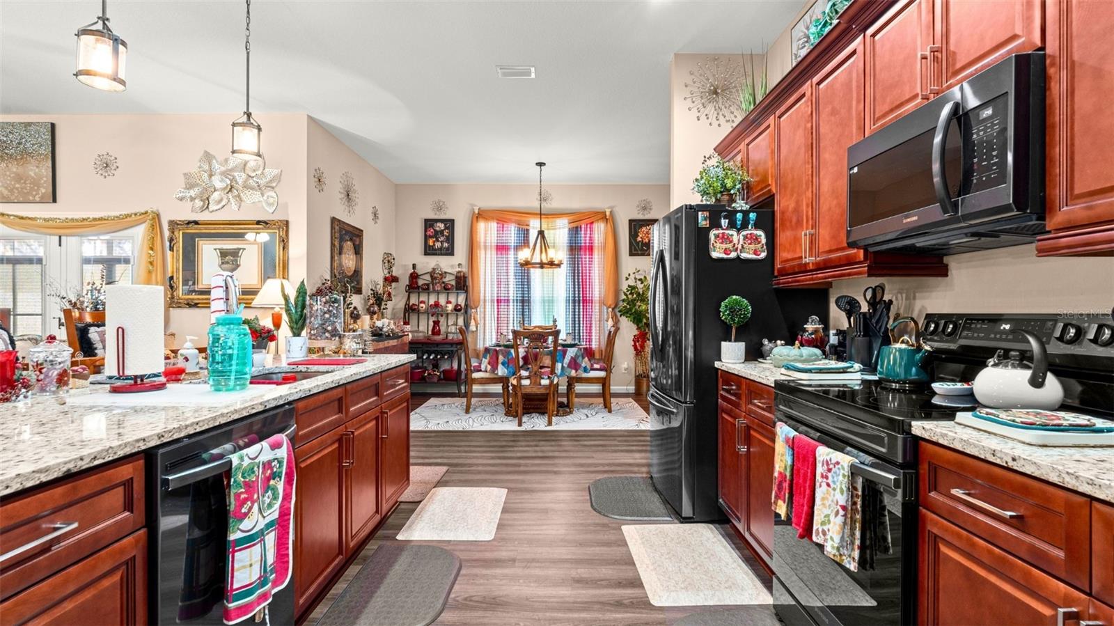 Image 10 of 39 For 479 Savannah Circle