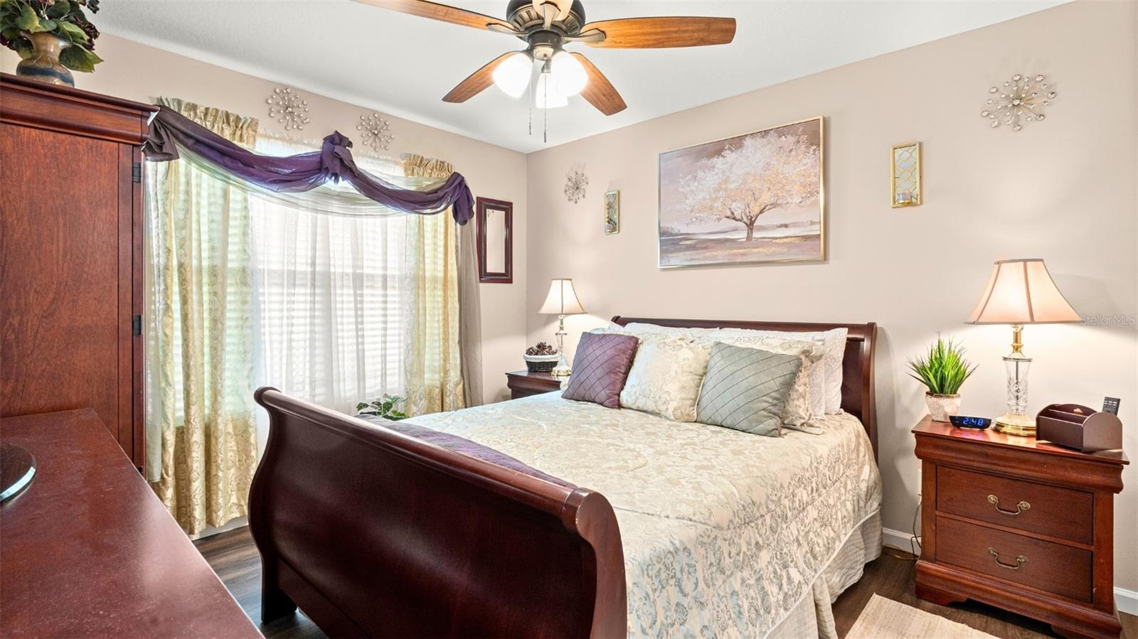 Image 24 of 39 For 479 Savannah Circle