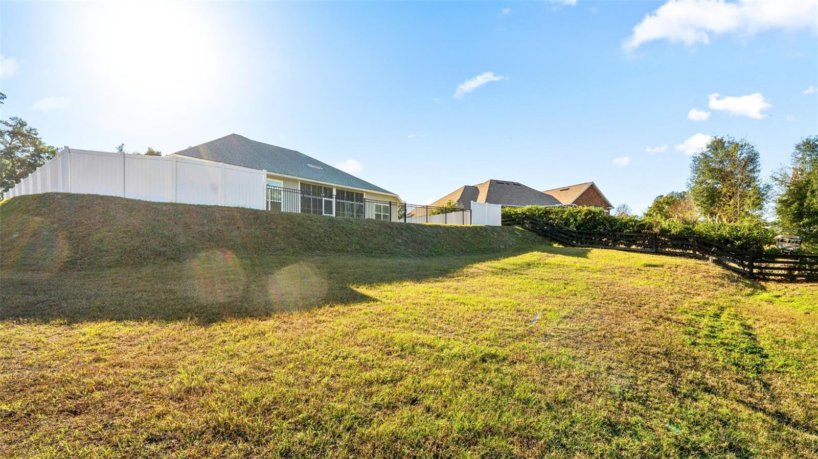 Image 29 of 39 For 479 Savannah Circle