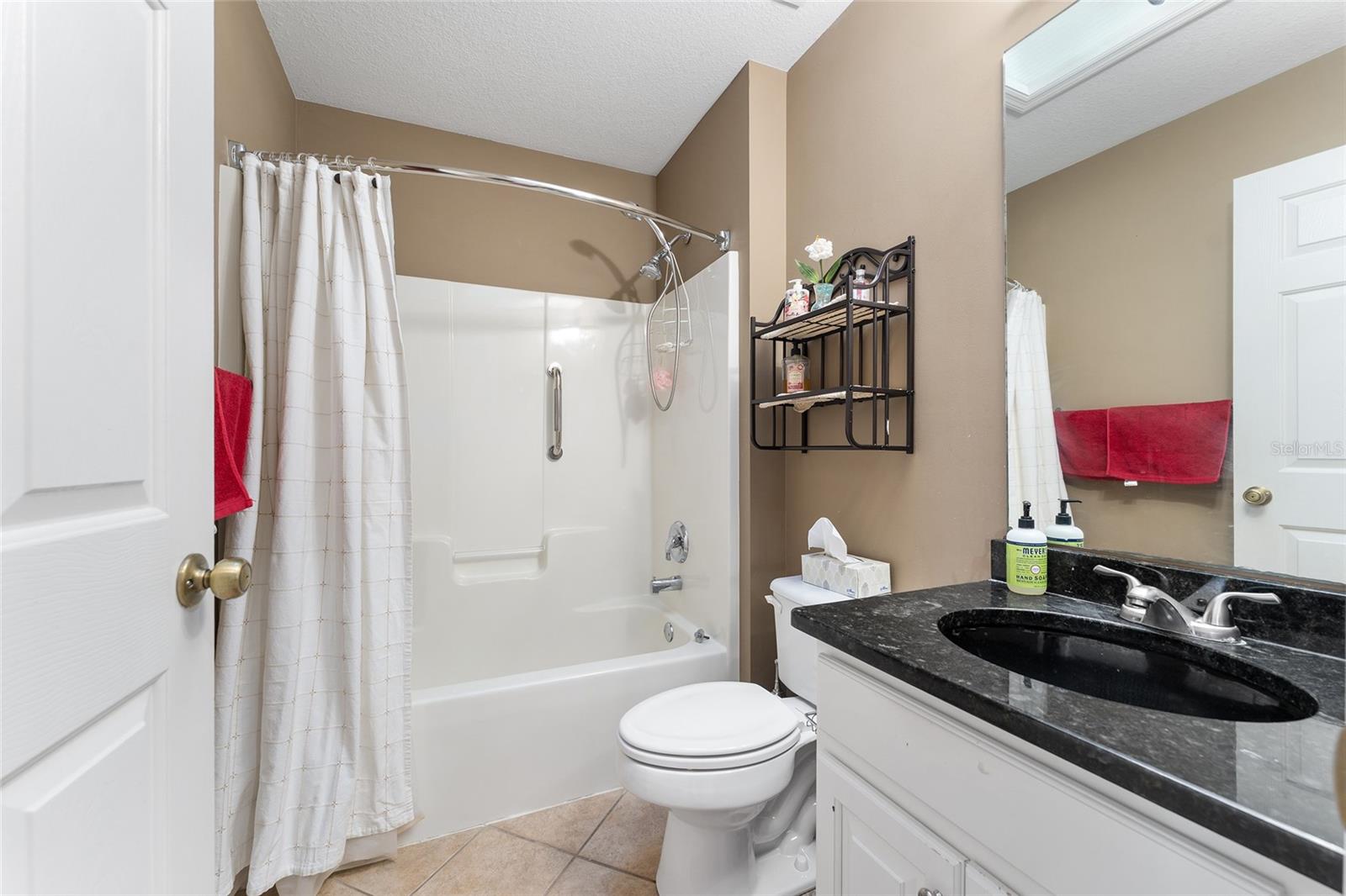 Image 18 of 36 For 6931 84th Drive