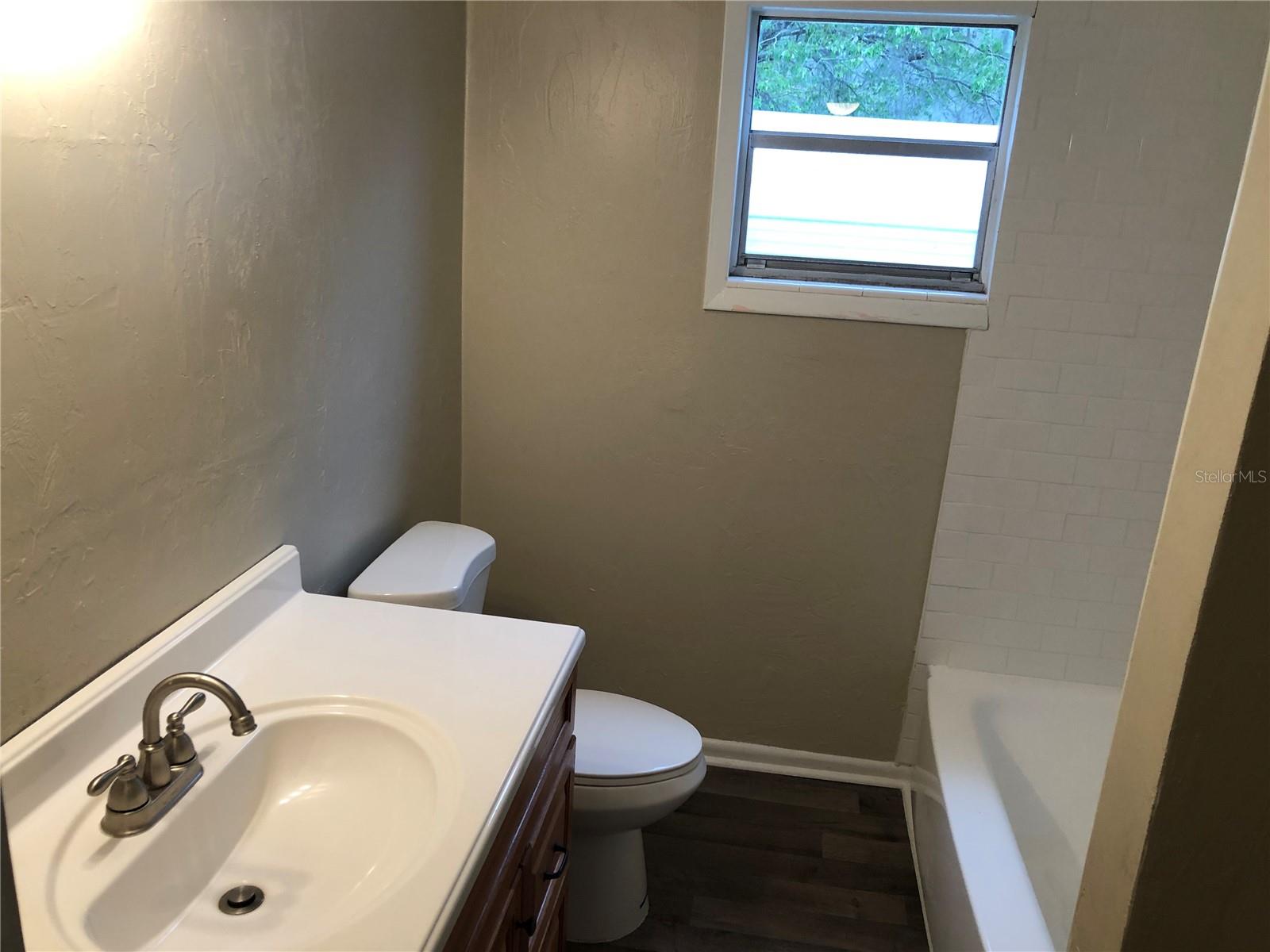 Image 12 of 19 For 24206 Doc Karelas Drive