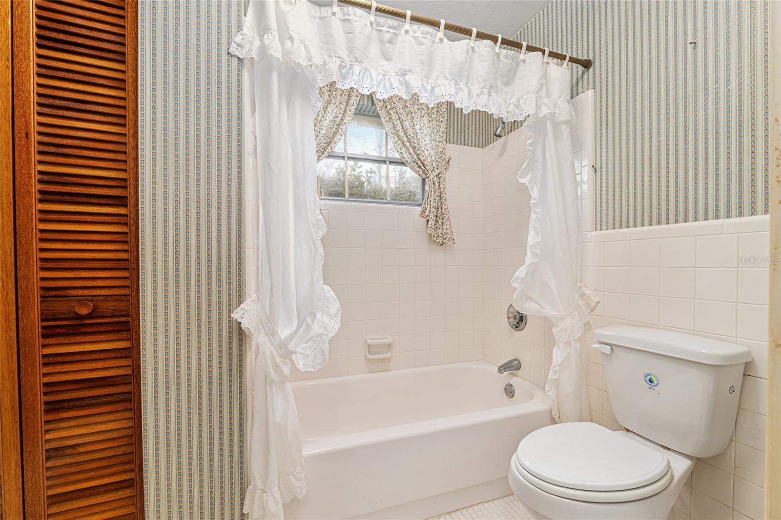 Image 31 of 58 For 1209 98th Street