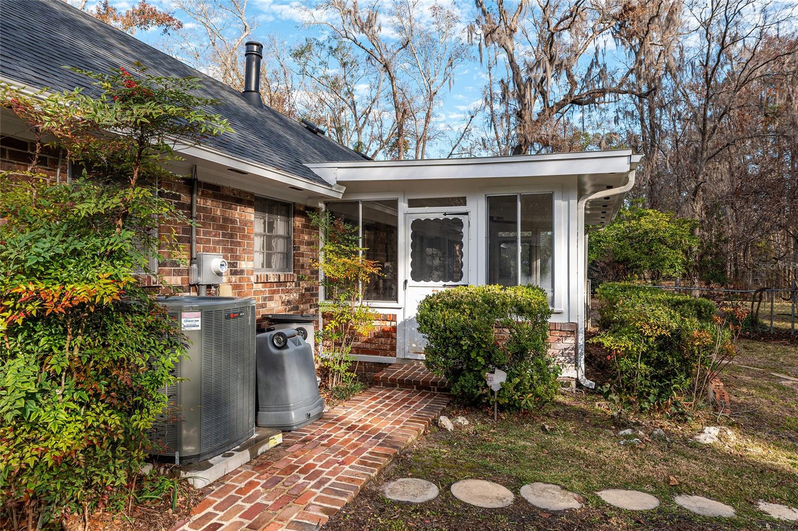 Image 42 of 58 For 1209 98th Street