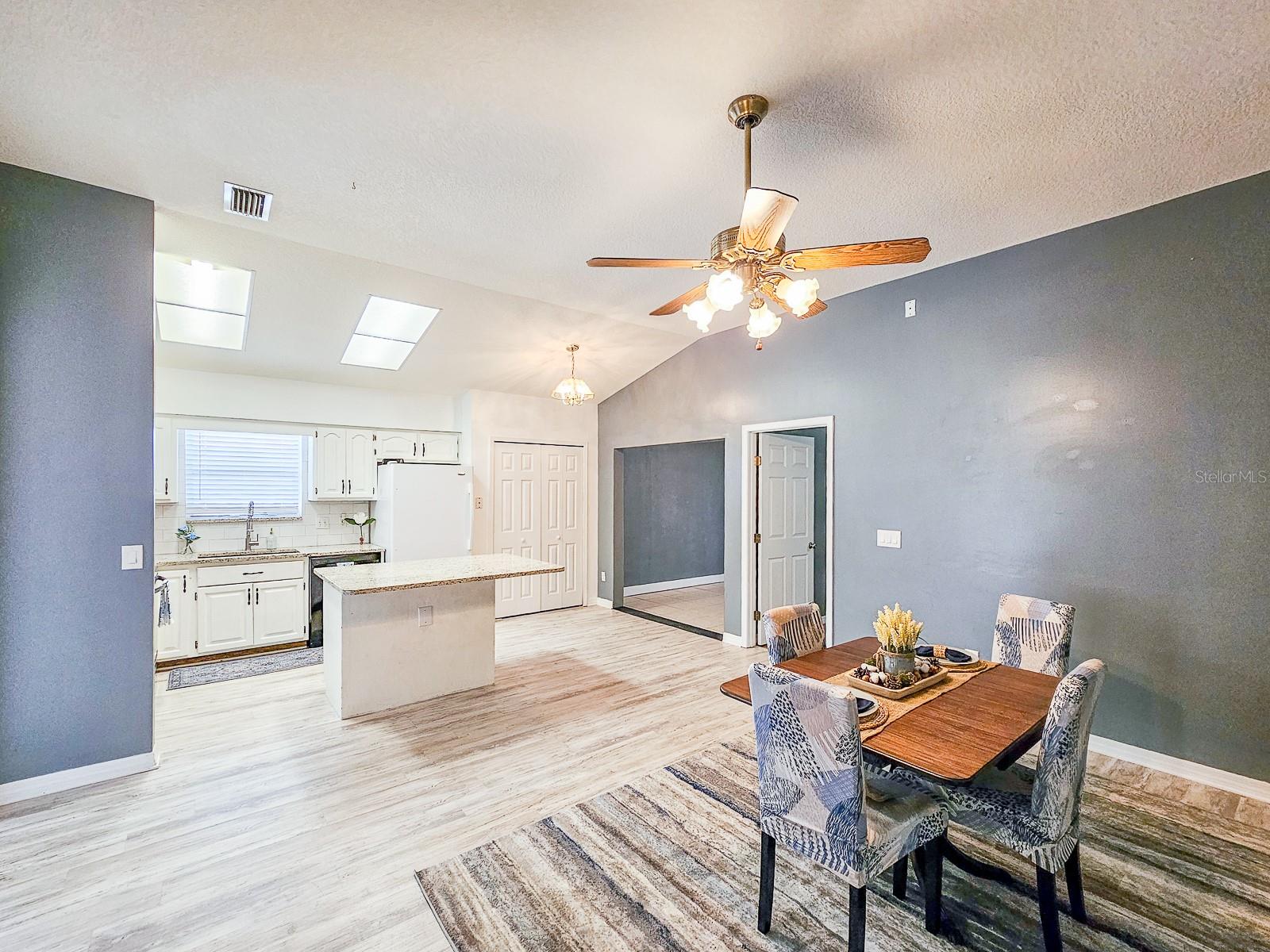 Image 12 of 51 For 4306 1st Avenue