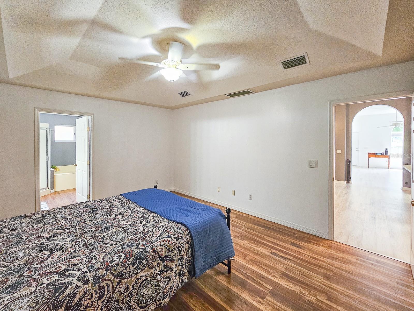 Image 24 of 51 For 4306 1st Avenue