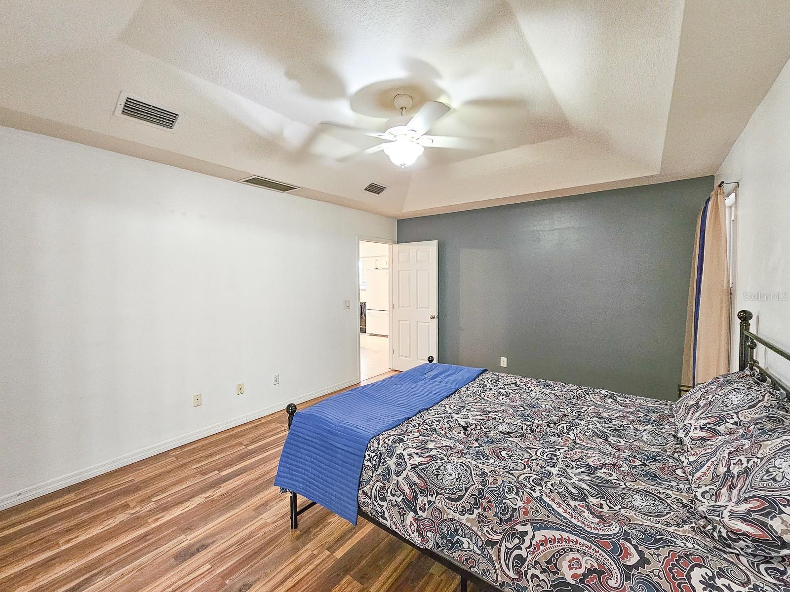 Image 26 of 51 For 4306 1st Avenue