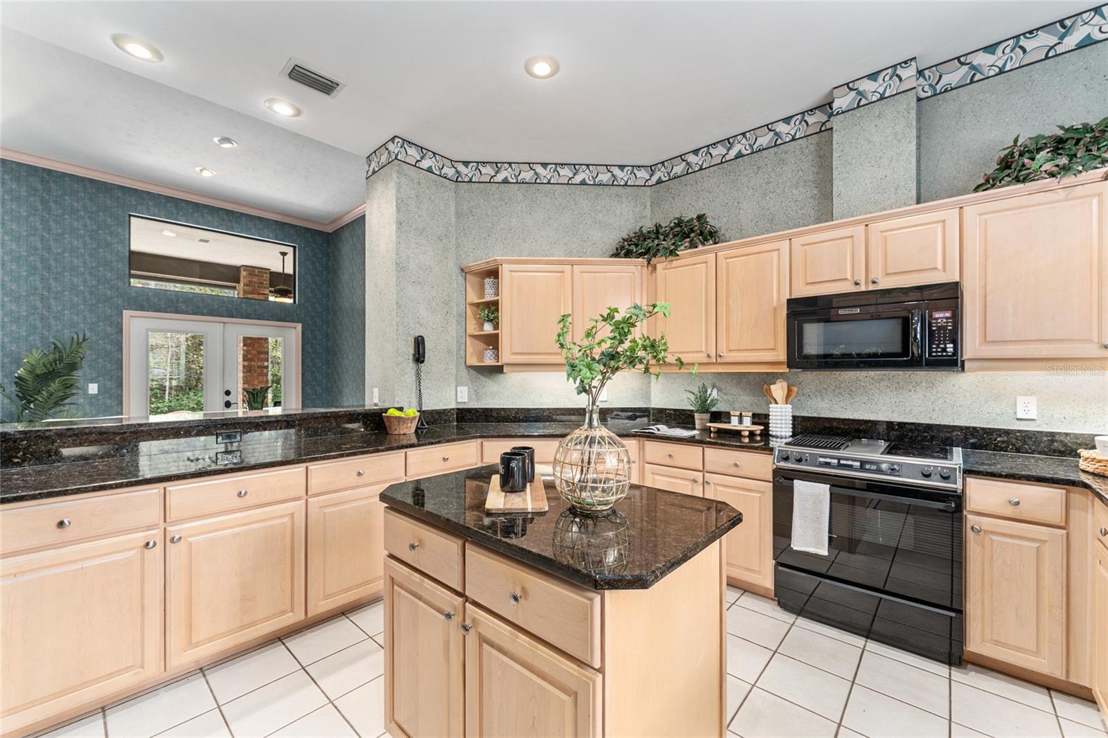 Image 13 of 66 For 4529 53rd Street