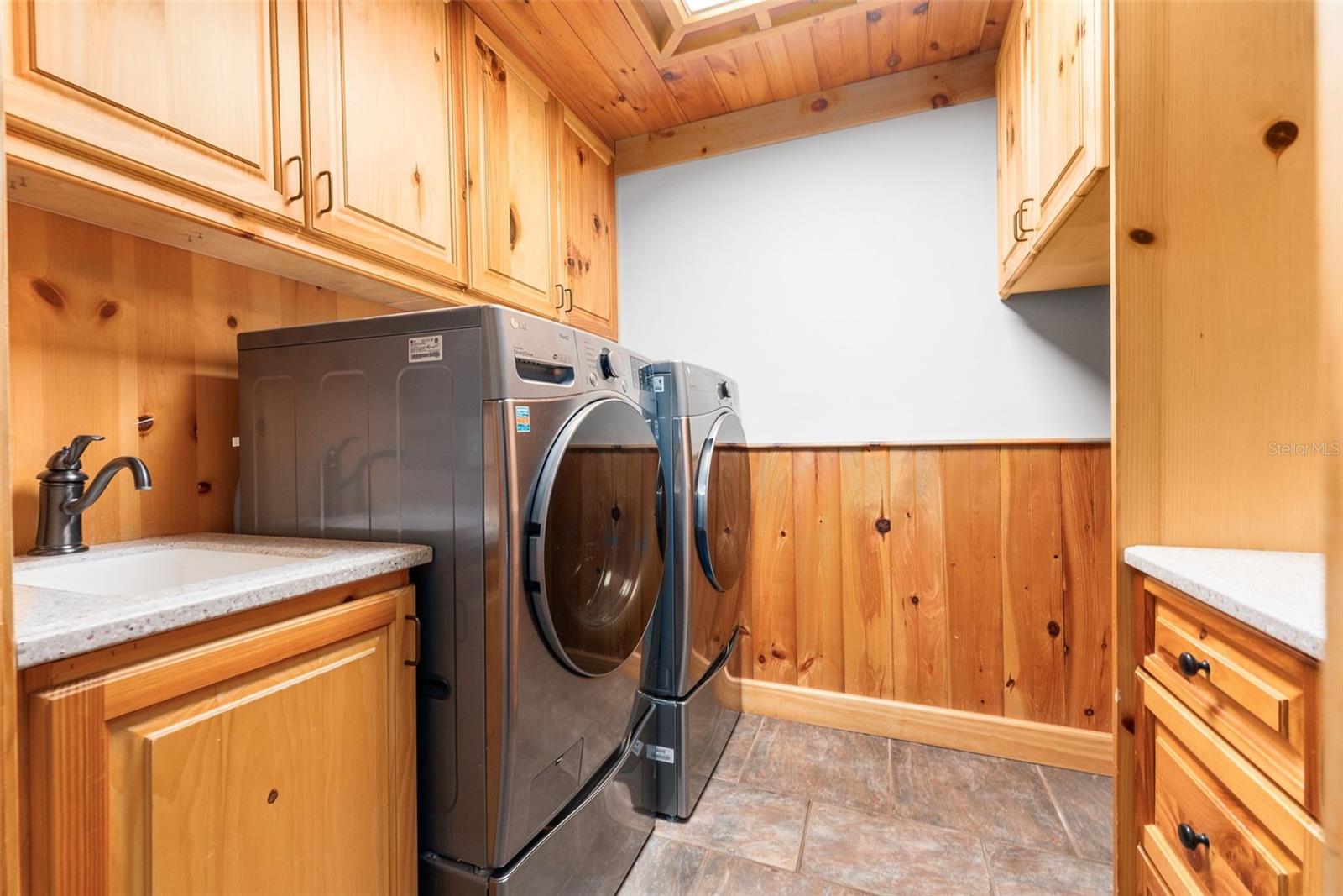 Image 20 of 67 For 137 Meadow Terrace