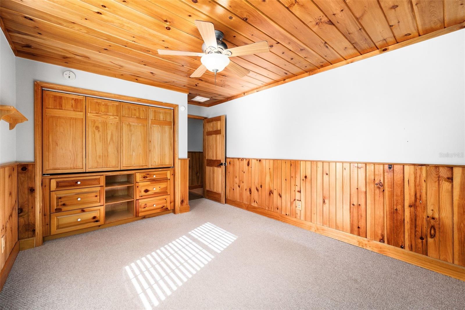 Image 32 of 67 For 137 Meadow Terrace